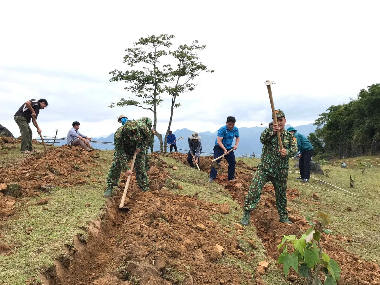 Điểm tựa vùng biên ải