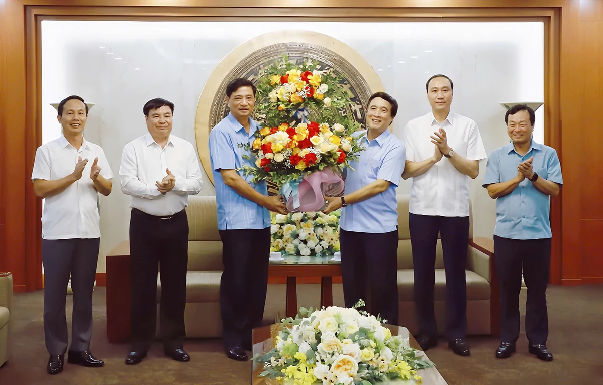 Quán triệt các văn bản mới của Trung ương và thực hiện quy trình rà soát, bổ sung quy hoạch cán bộ tỉnh