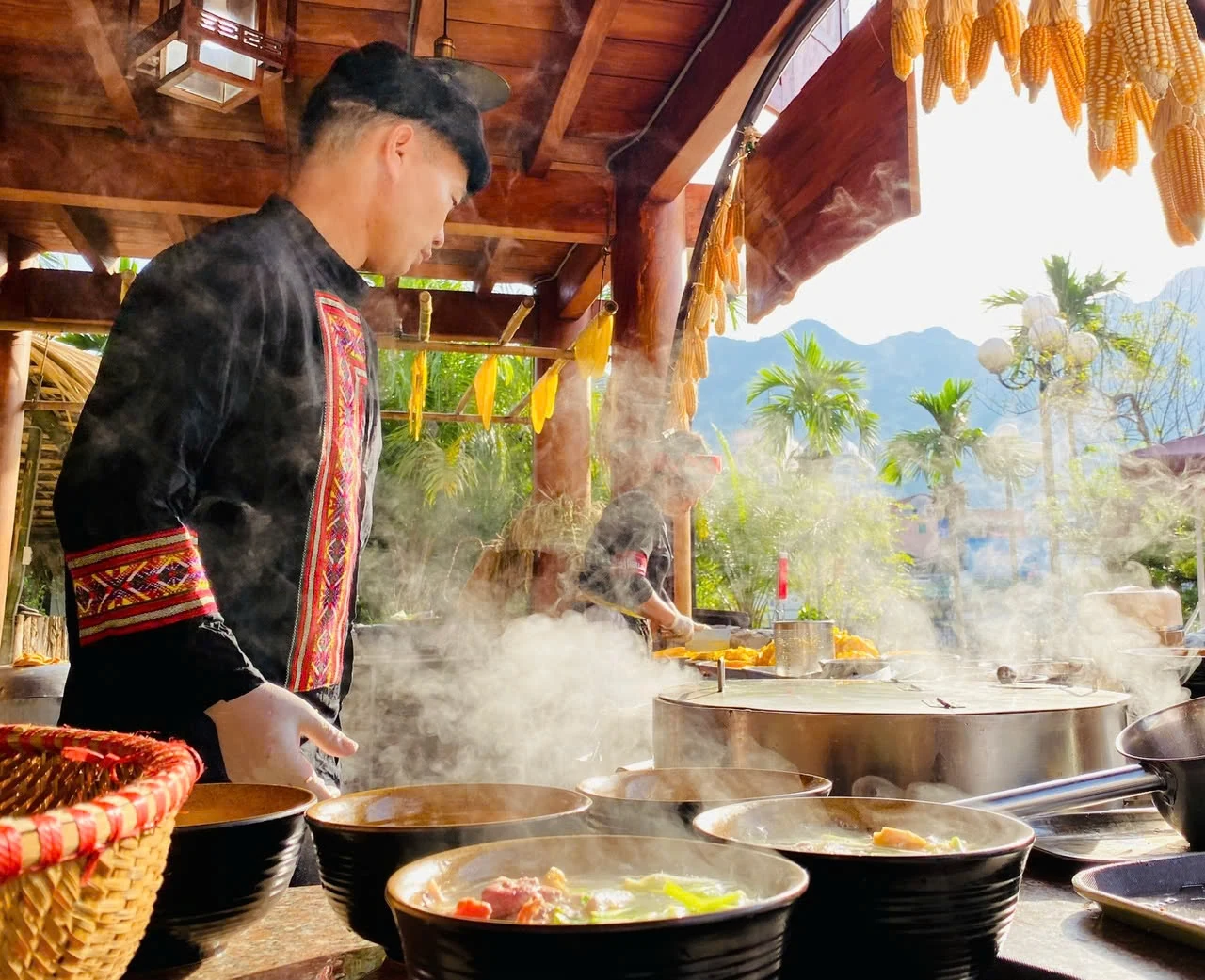 Phở ngô - “sứ giả văn hóa” của vùng núi đá Hà Giang