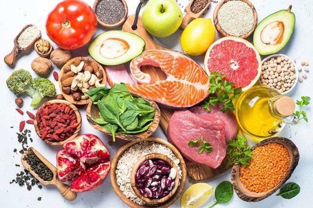 Chế độ ăn tốt cho người đổ mồ hôi trộm