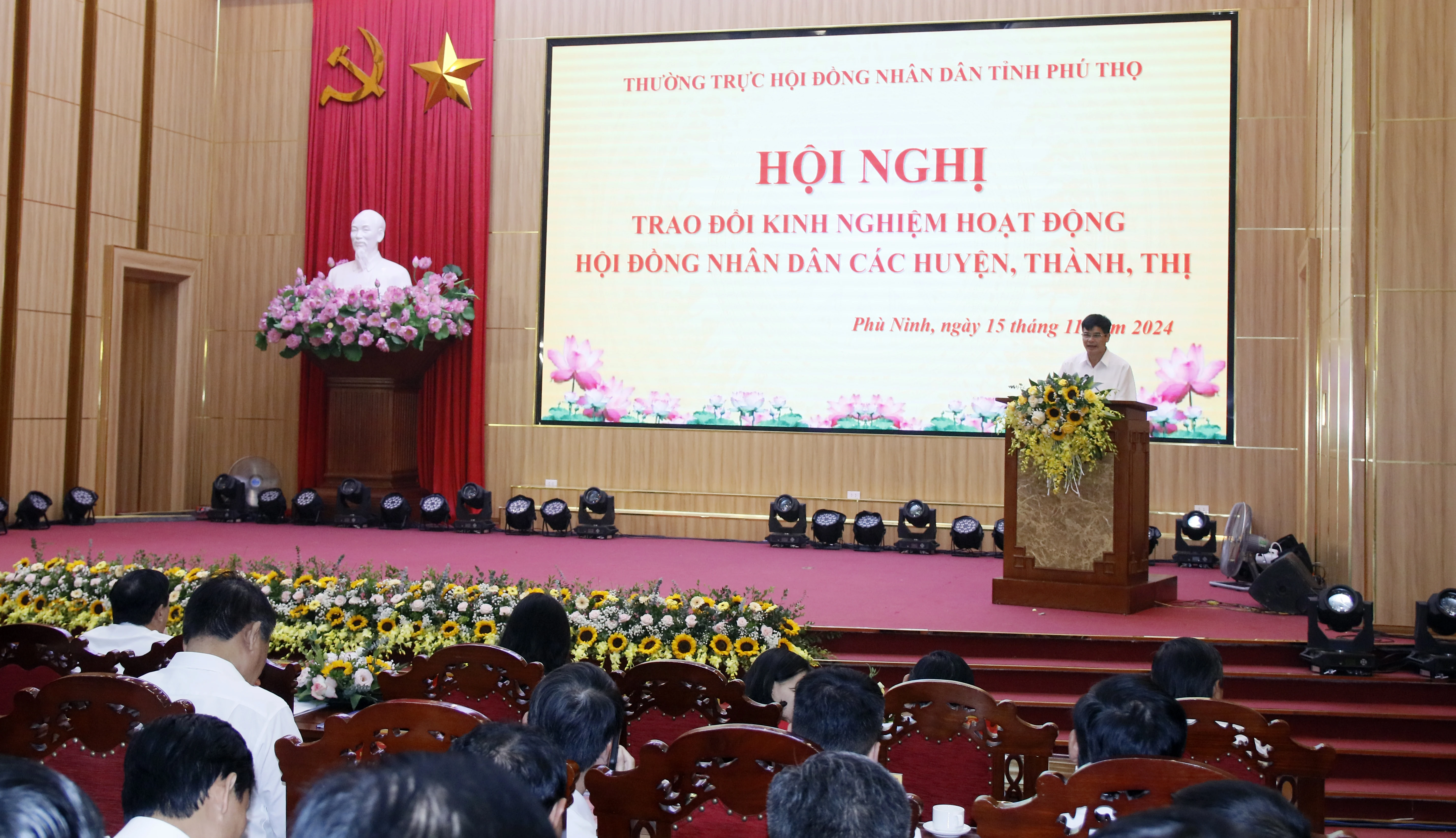 Trao đổi kinh nghiệm hoạt động HĐND các huyện, thành, thị lần thứ Hai