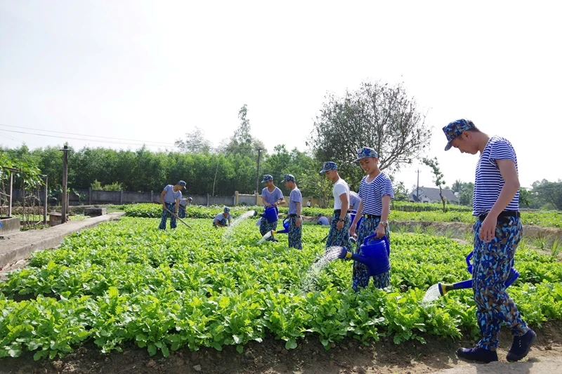 Vùng 3 Hải quân thi đua hoàn thành tốt nhiệm vụ