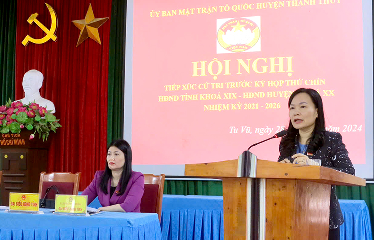 Tiếp xúc cử tri tại huyện Thanh Thuỷ