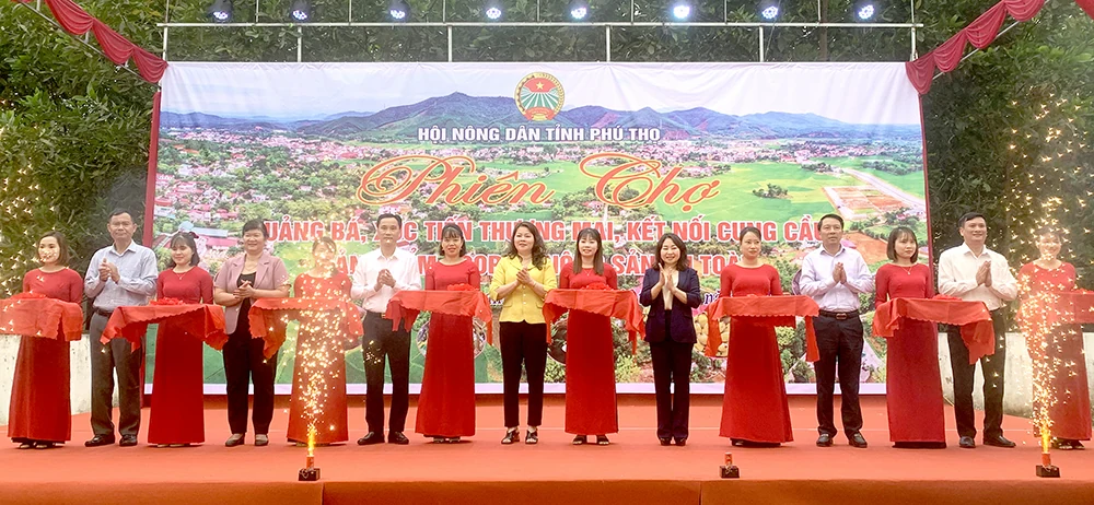OCOP Product and Safe Agricultural Product Promotion and Trade Connection Fair