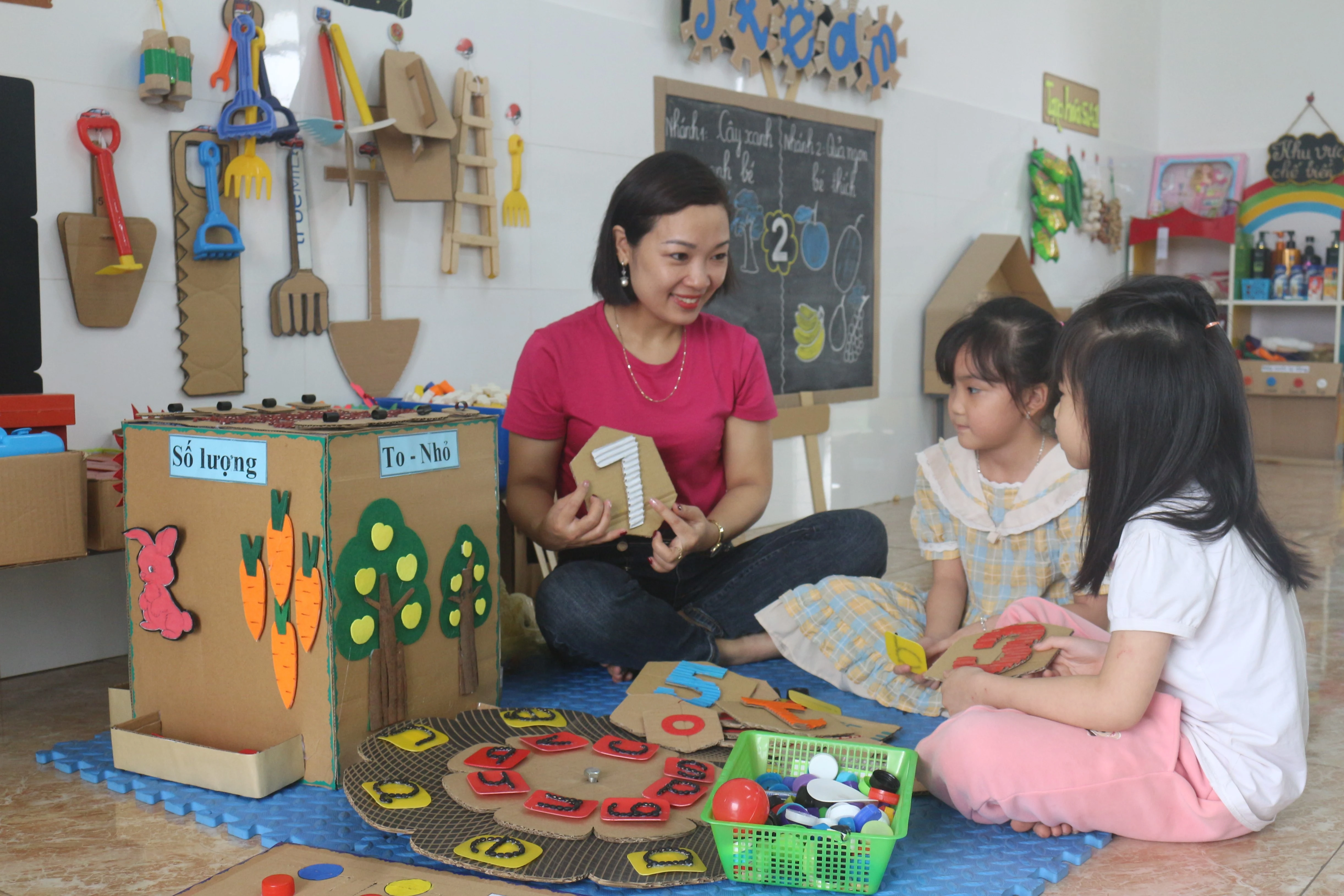 Những “nhà thiết kế” ươm mầm xanh