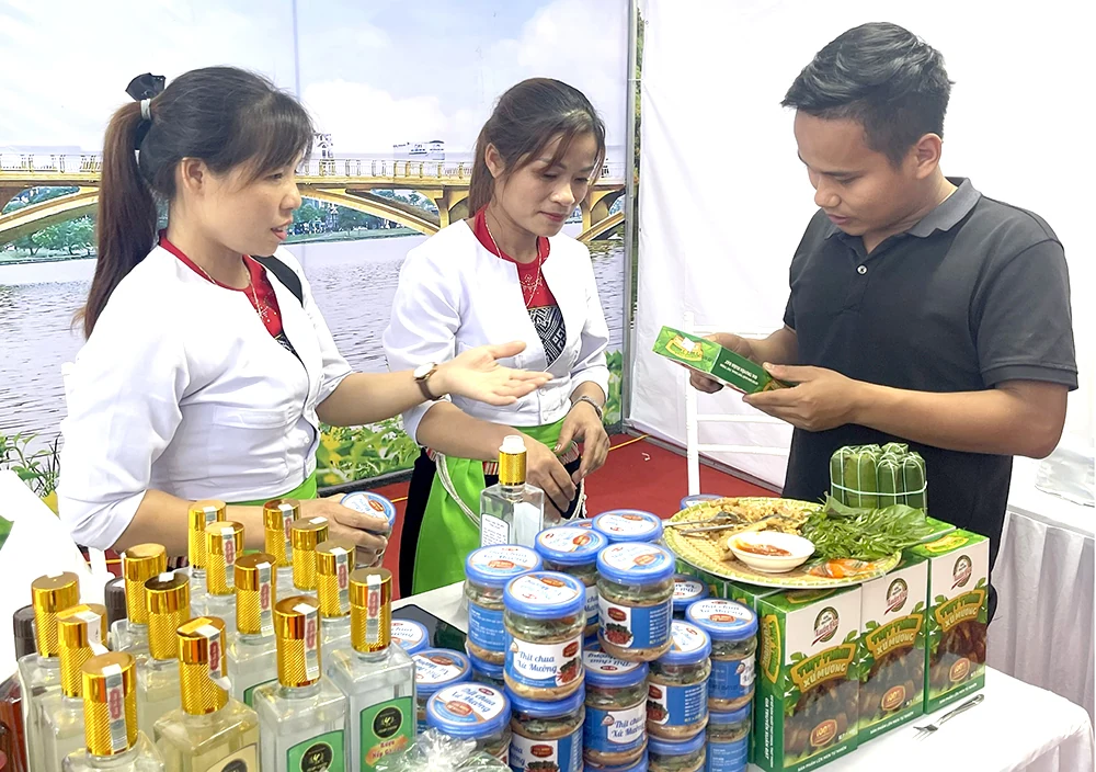 Các hợp tác xã hối hả vào Xuân
