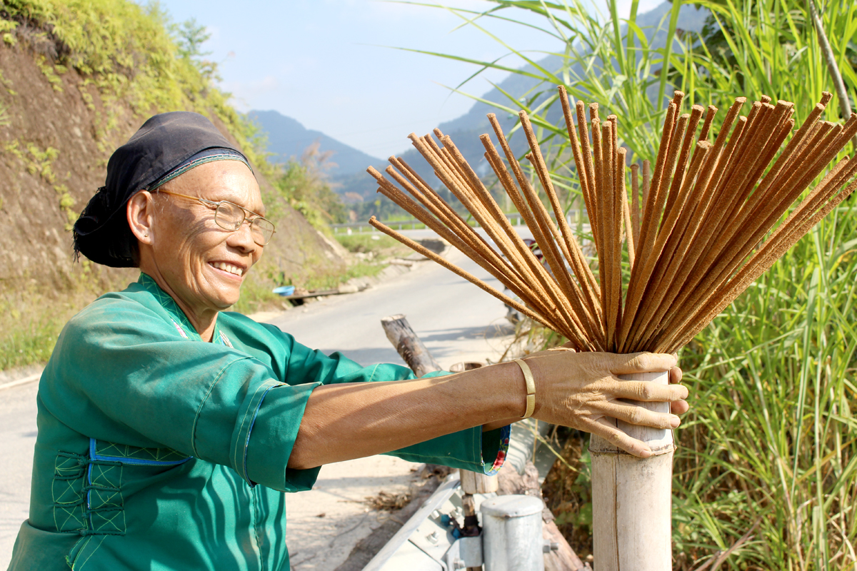 Lưu giữ “hương rừng Tây Côn Lĩnh