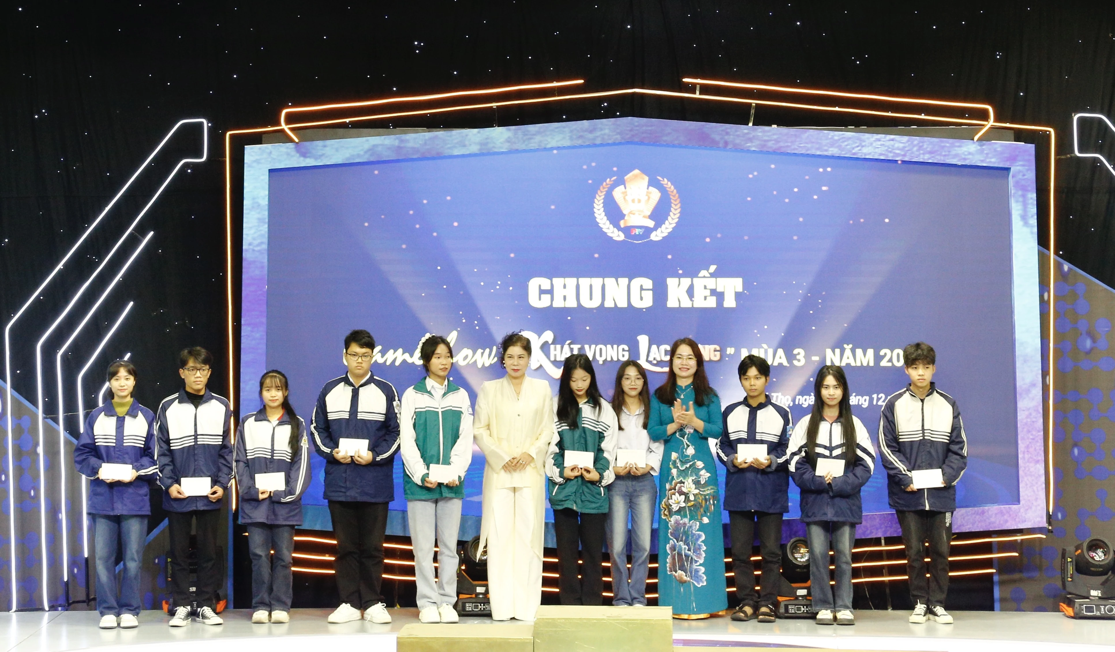 Lê Quốc Đạt - Trường THPT Việt Trì vô địch Gameshow “Khát vọng Lạc Hồng” mùa 3 