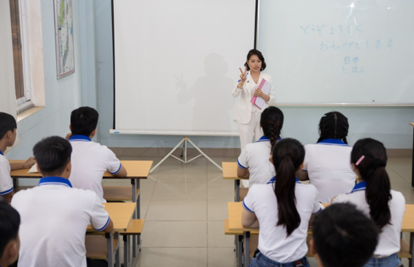 Mức lương giáo viên tiếng Nhật hiện nay là bao nhiêu? Cao hay thấp?