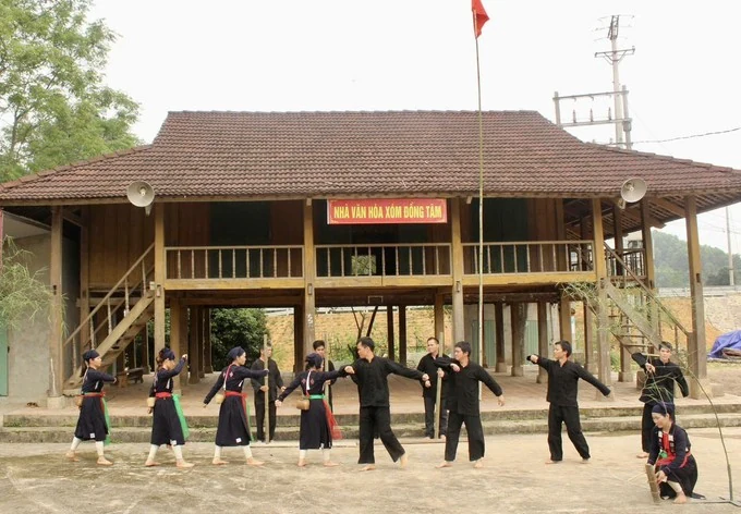 Múa Tắc xình, nghệ thuật trình diễn dân gian độc đáo của người Sán Chay