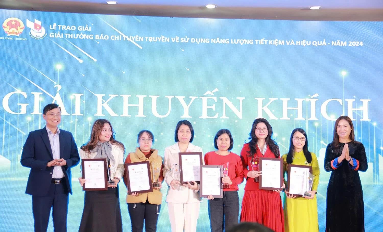 Phu Tho Newspaper won 2 prizes at the “Press and propaganda award on economical and efficient use of energy in 2024”