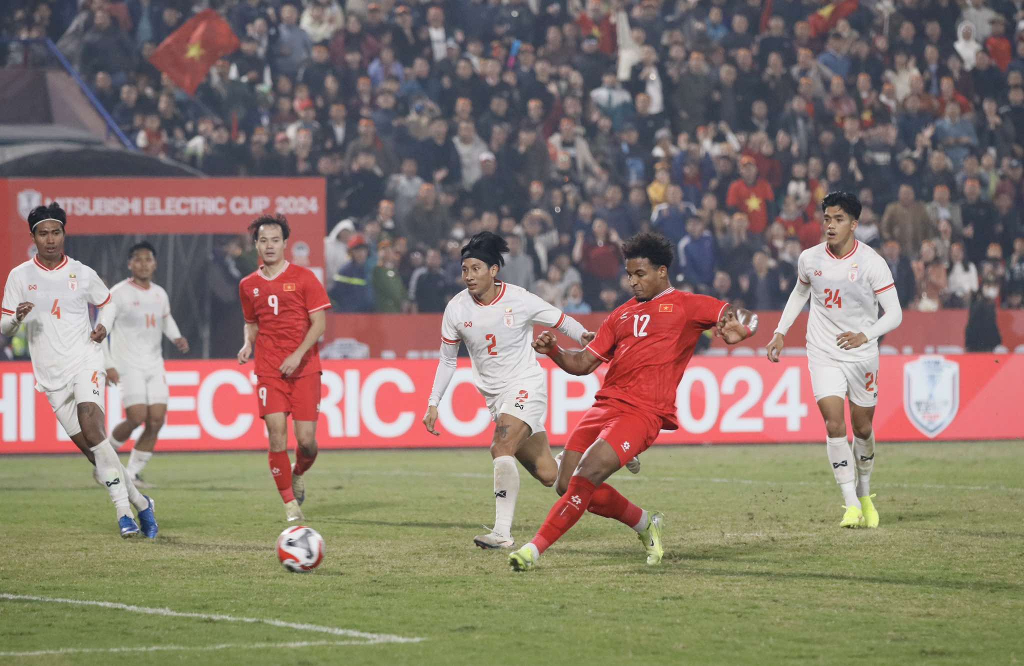 Chiến thắng trước Myanmar, Đội tuyển Việt Nam gặp Singapore tại Bán kết ASEAN Cup năm 2024