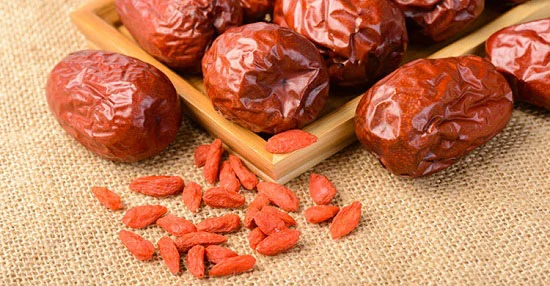 5 món ăn bài thuốc giảm nứt nẻ da trong mùa đông
