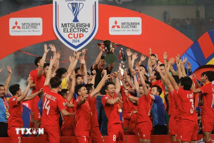 Nhấn chìm Thái Lan, Đội tuyển Việt Nam vô địch AFF Cup 2024