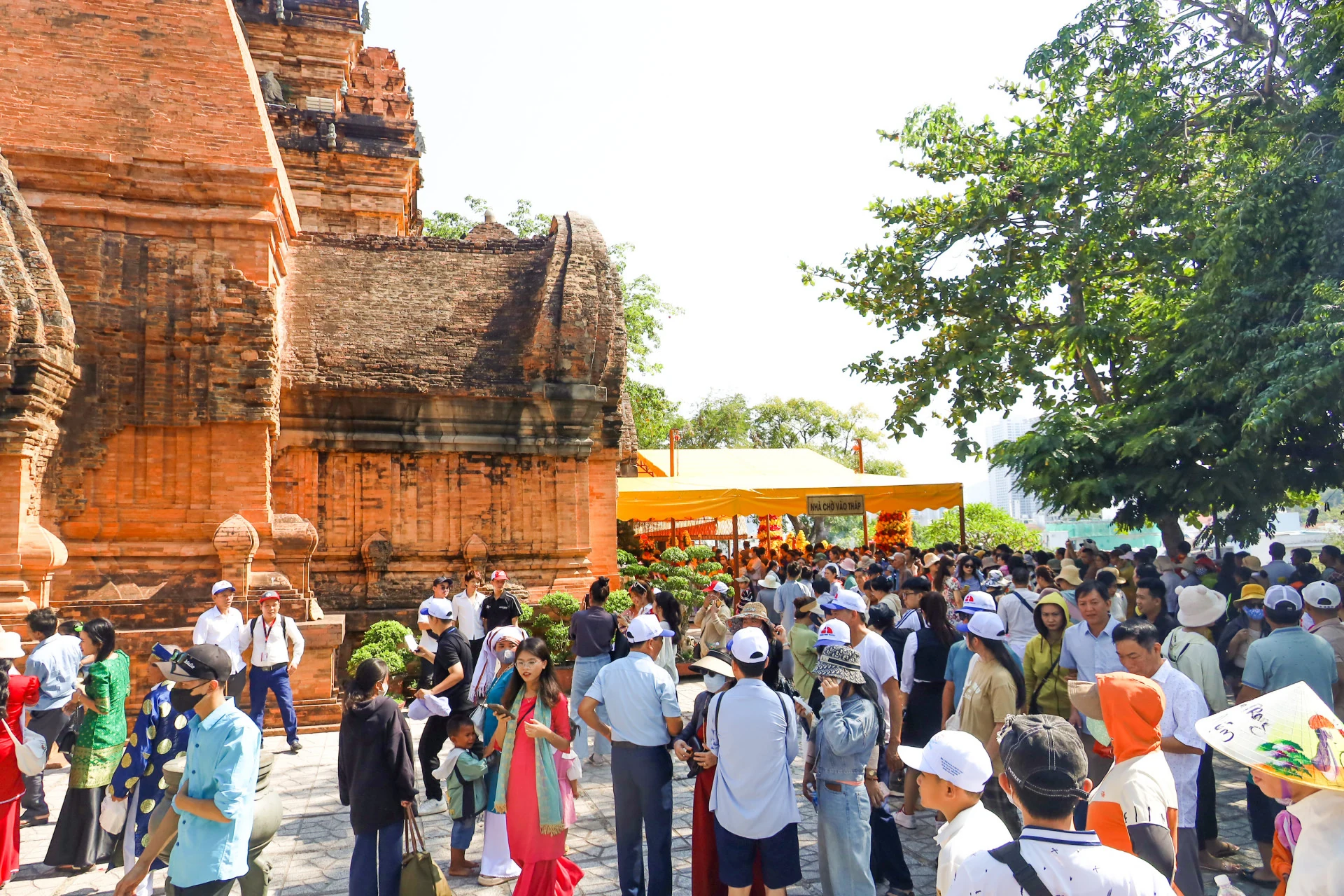 Tháp Bà Ponagar được xếp hạng di tích quốc gia đặc biệt