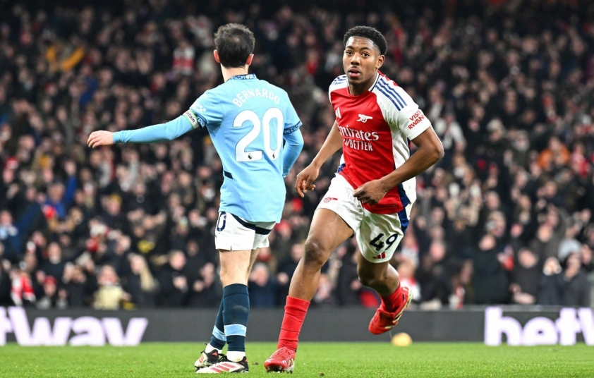 Tấn công rực lửa, Arsenal vùi dập Man City cách biệt 4 bàn