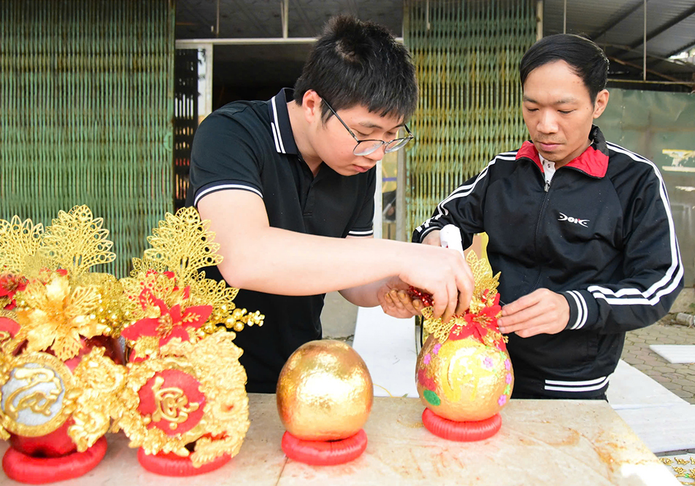 Unique Tet Fruit Decoration