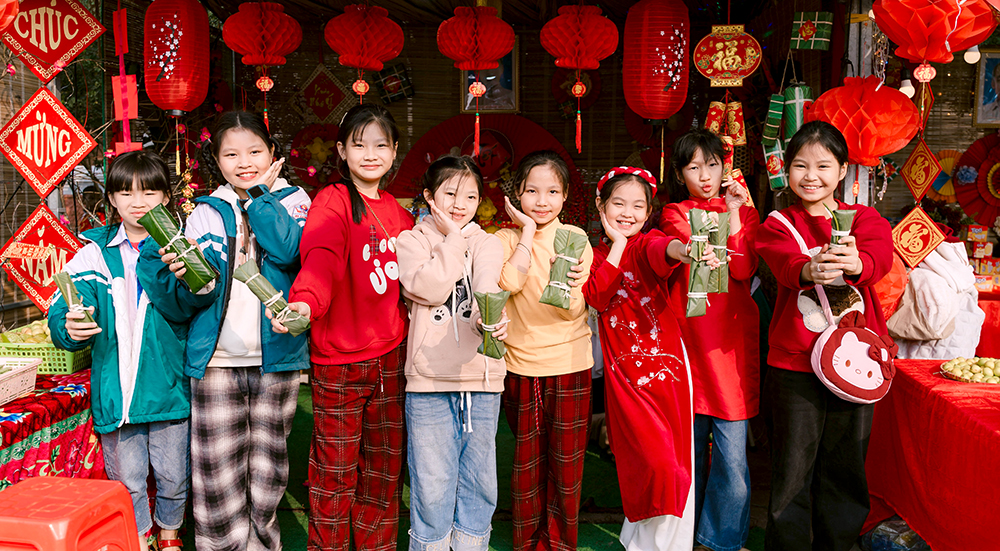 Exciting Experiences of Traditional Tet Festival