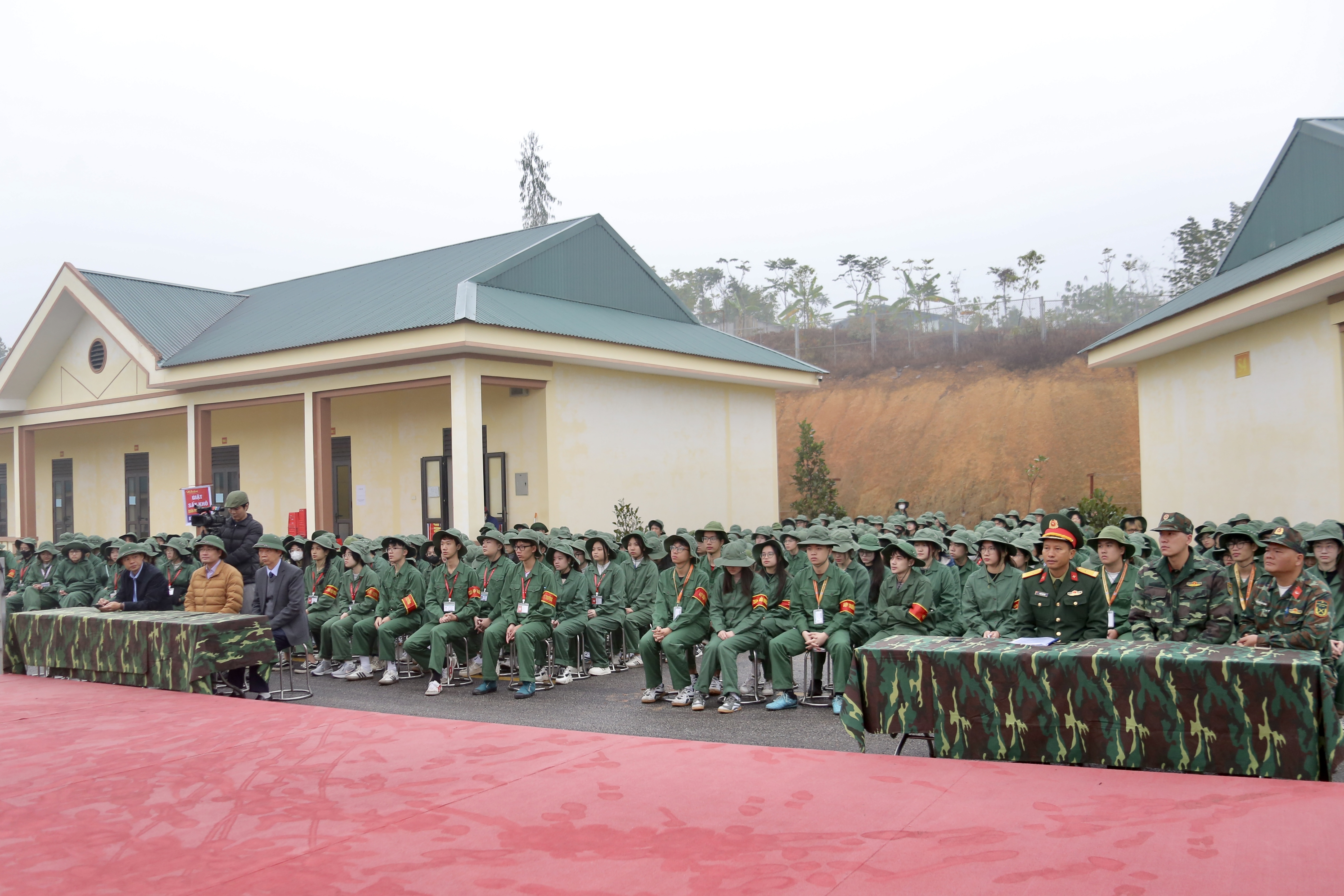 Khai mạc Khóa học Giáo dục quốc phòng và an ninh cho 410 sinh viên