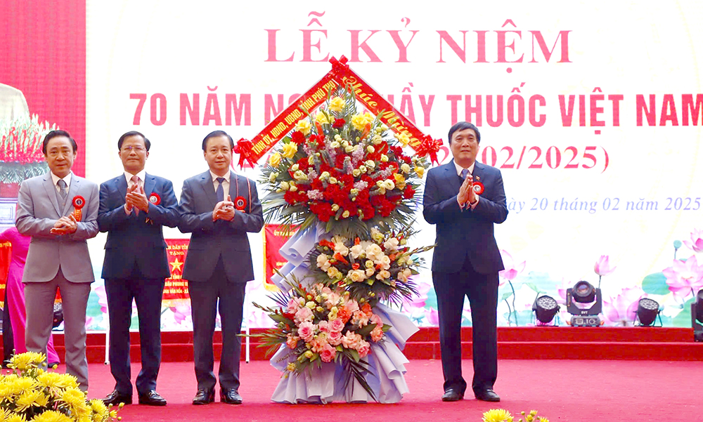 Kỷ niệm 70 năm Ngày thầy thuốc Việt Nam