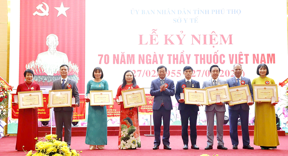 Kỷ niệm 70 năm Ngày thầy thuốc Việt Nam