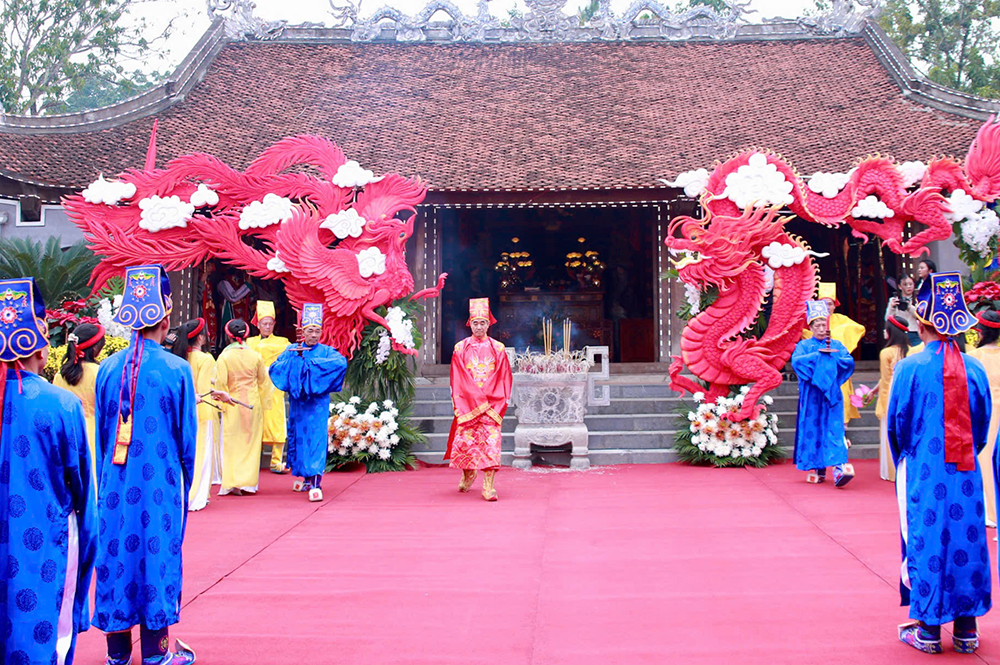 Lang Suong Temple Festival Opens