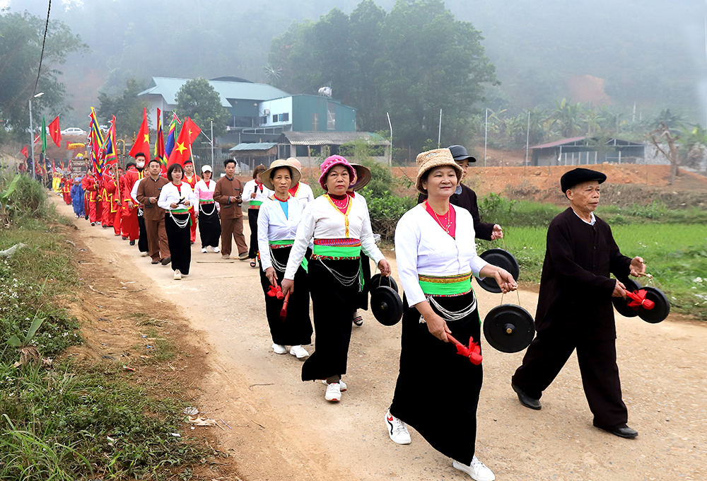 Traditional Khoang Communal House Festival in 2025