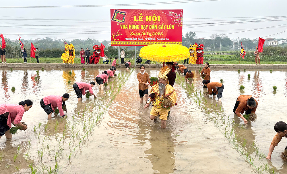 Hung Kings Teach Rice Planting Festival