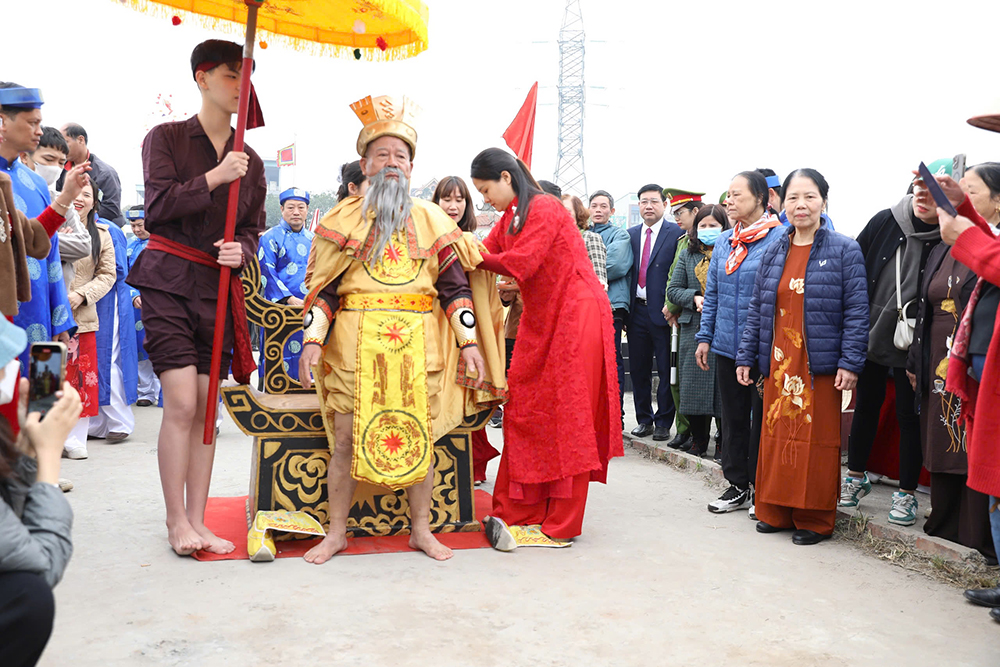 Hung Kings Teach Rice Planting Festival