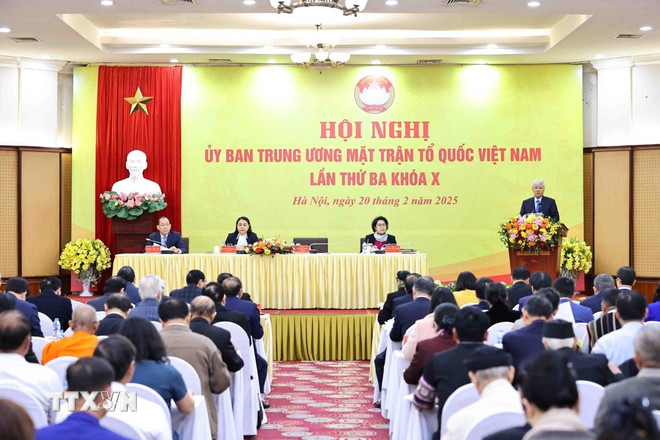 Đồng thuận, ủng hộ thực hiện các chủ trương, chính sách của Đảng, Nhà nước