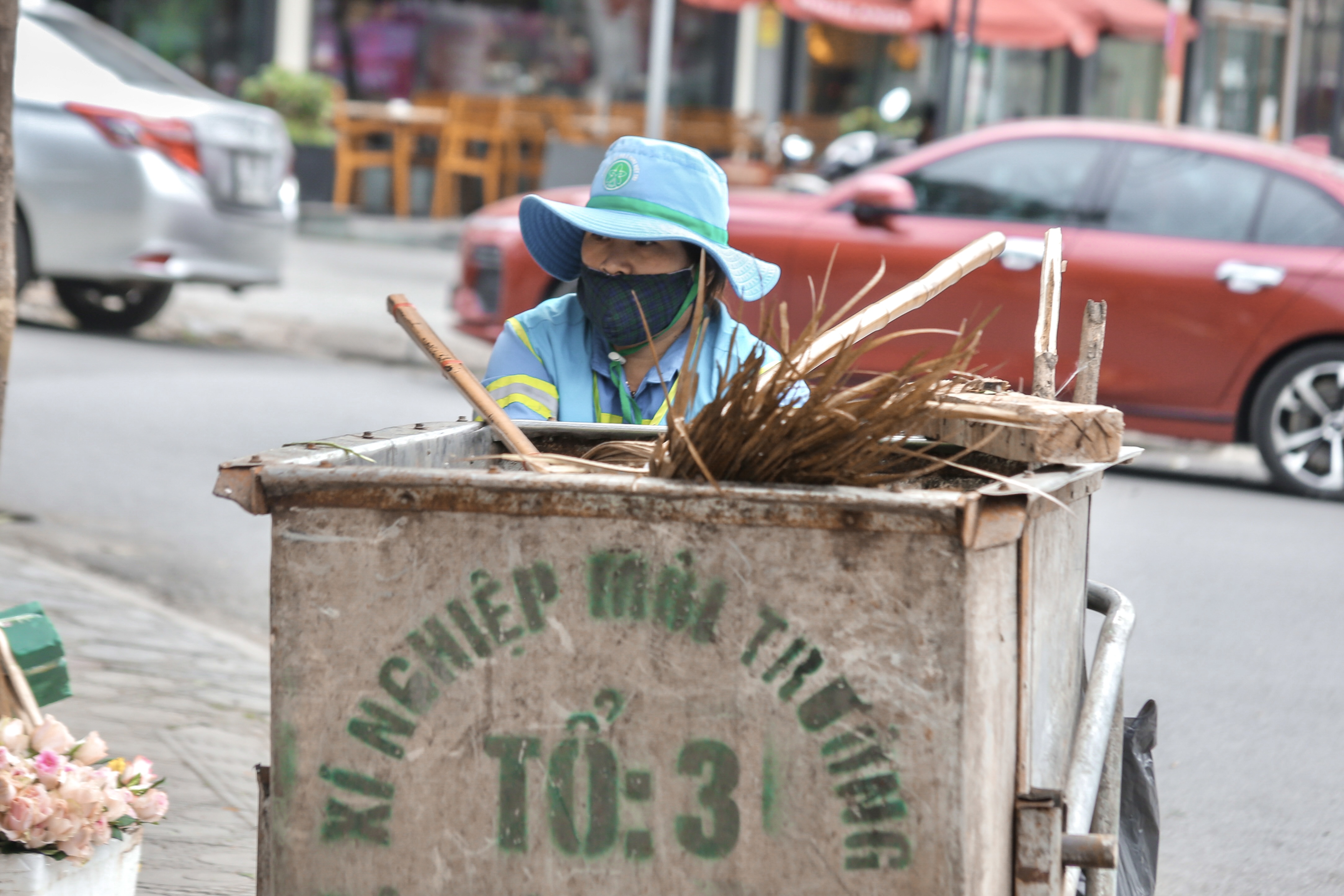 Nhọc nhằn mưu sinh trong ngày Quốc tế phụ nữ