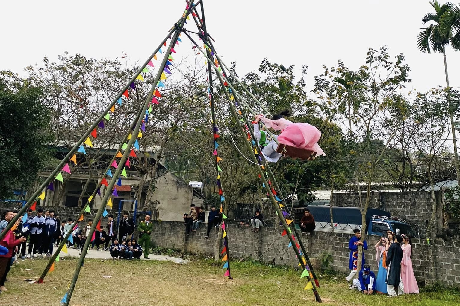 Traditional festival of Nha Ba Temple in Tien Du commune