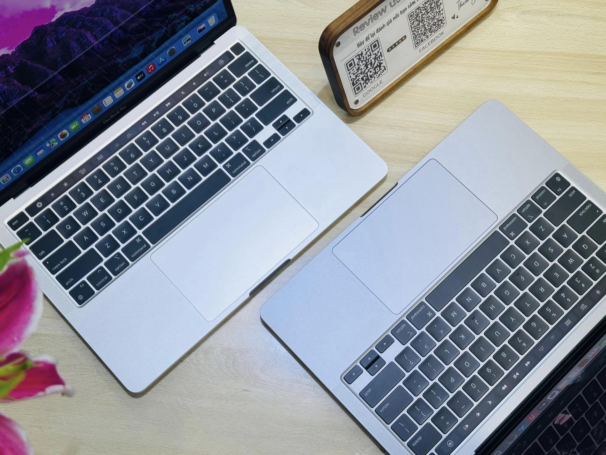 Nên mua MacBook Pro M2 cũ hay MacBook Pro M1 cũ?