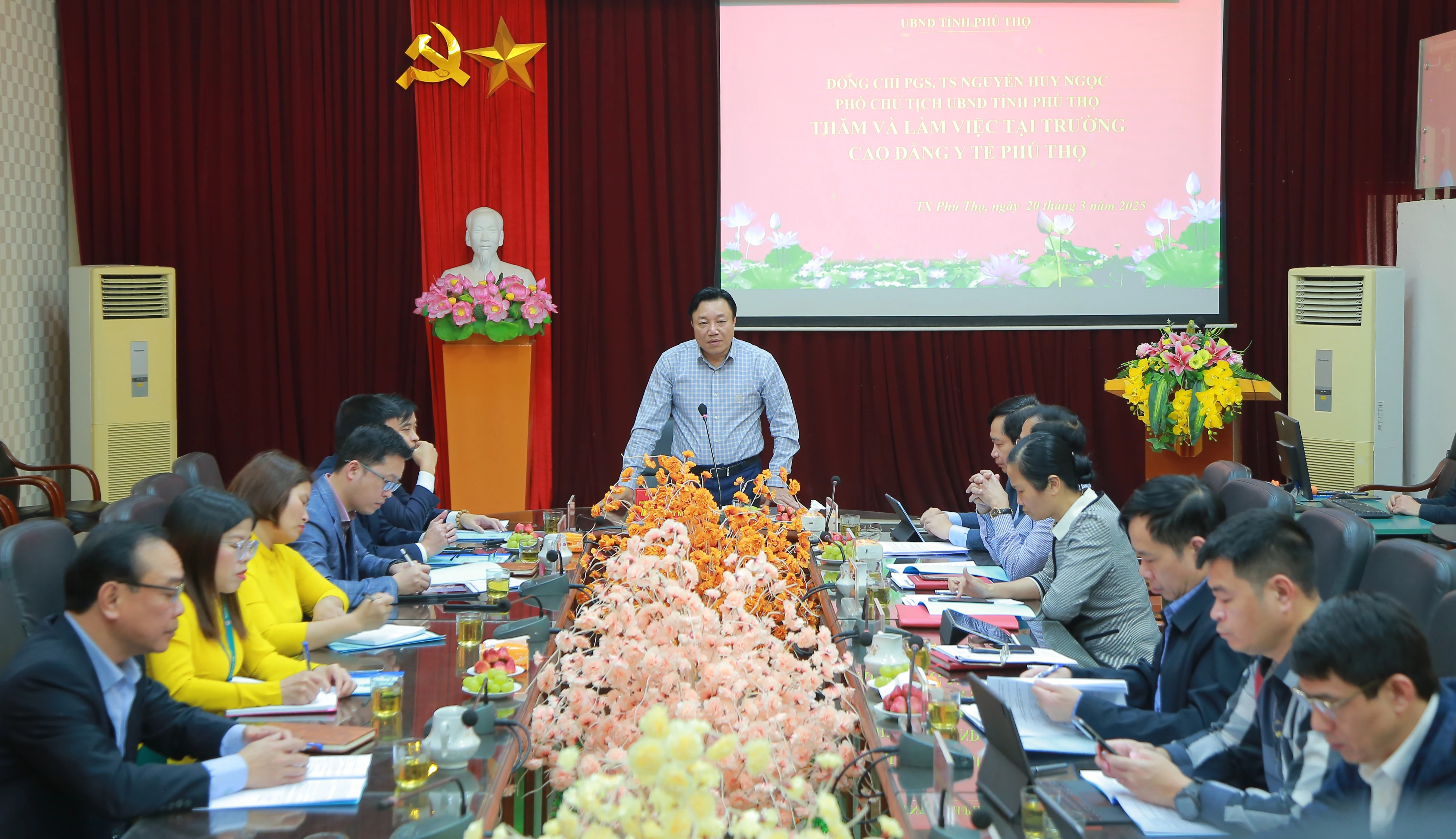 Nghiên cứu, xây dựng Đề án phát triển trường Cao đẳng Y tế Phú Thọ thành Trường Đại học Kỹ thuật Y - Dược Phú Thọ