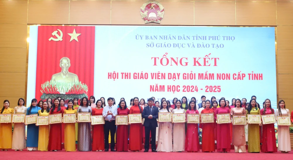 Tổng kết hội thi giáo viên dạy giỏi mầm non cấp tỉnh