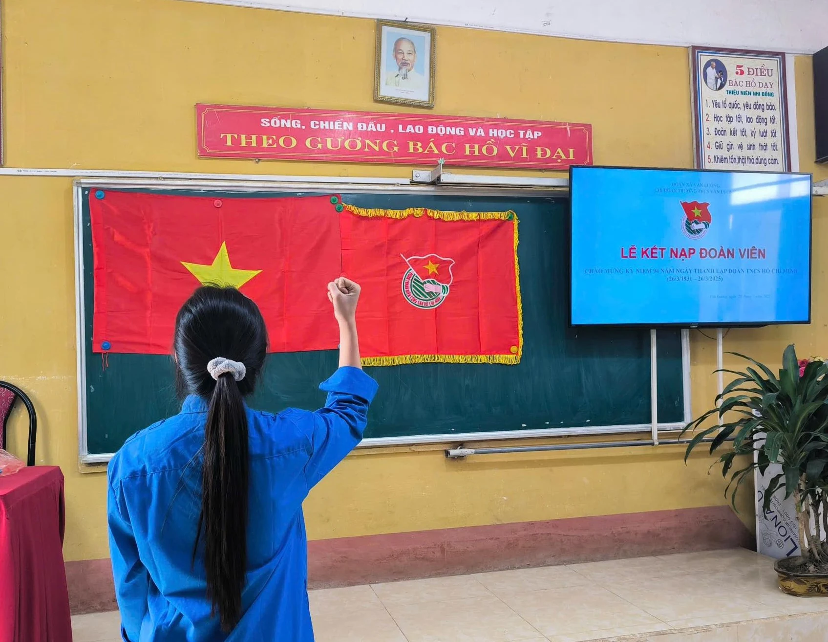 Tự hào là đoàn viên Đoàn thanh niên cộng sản Hồ Chí Minh