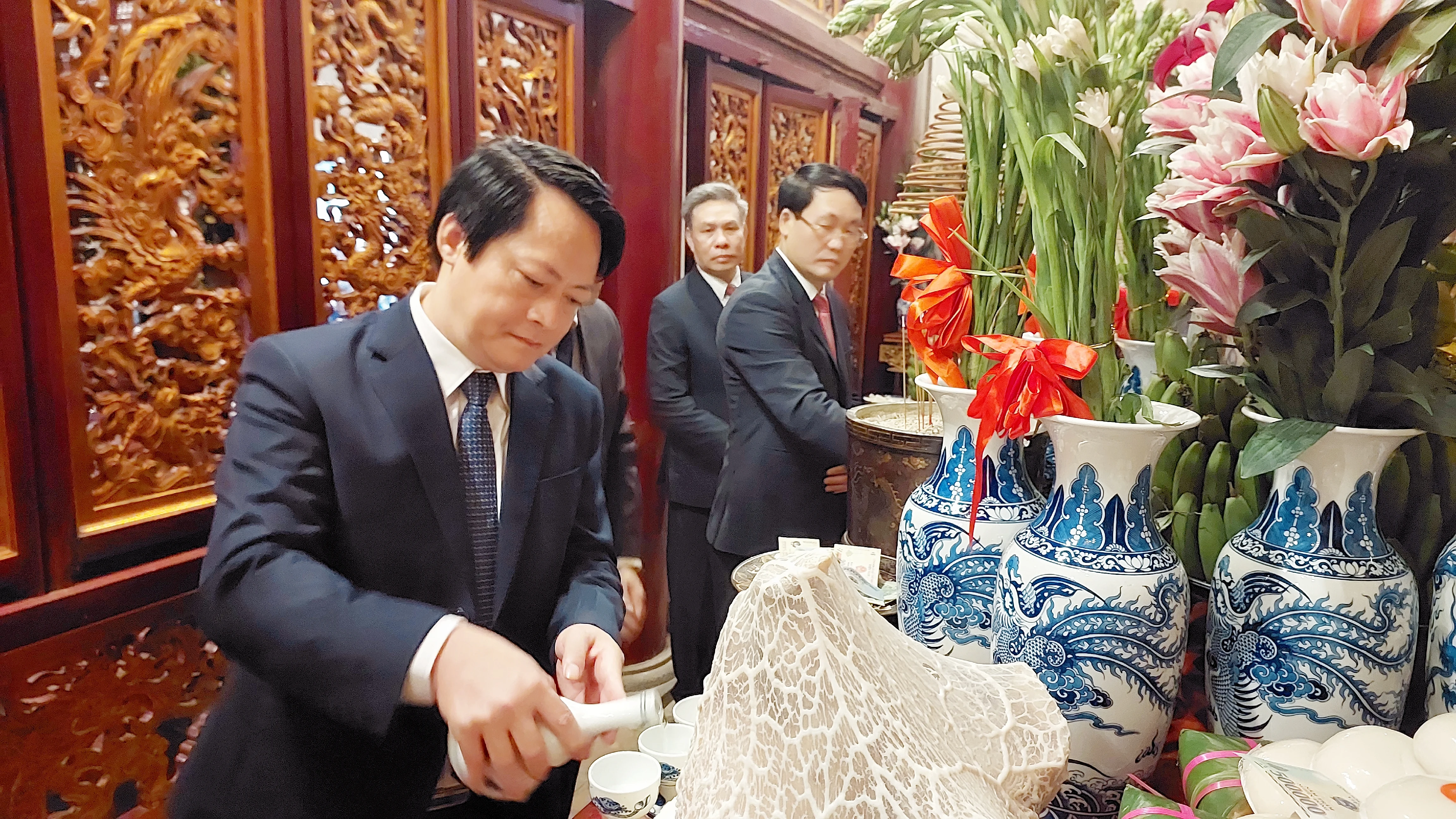 Huyện Đoan Hùng dâng hương tưởng niệm các Vua Hùng