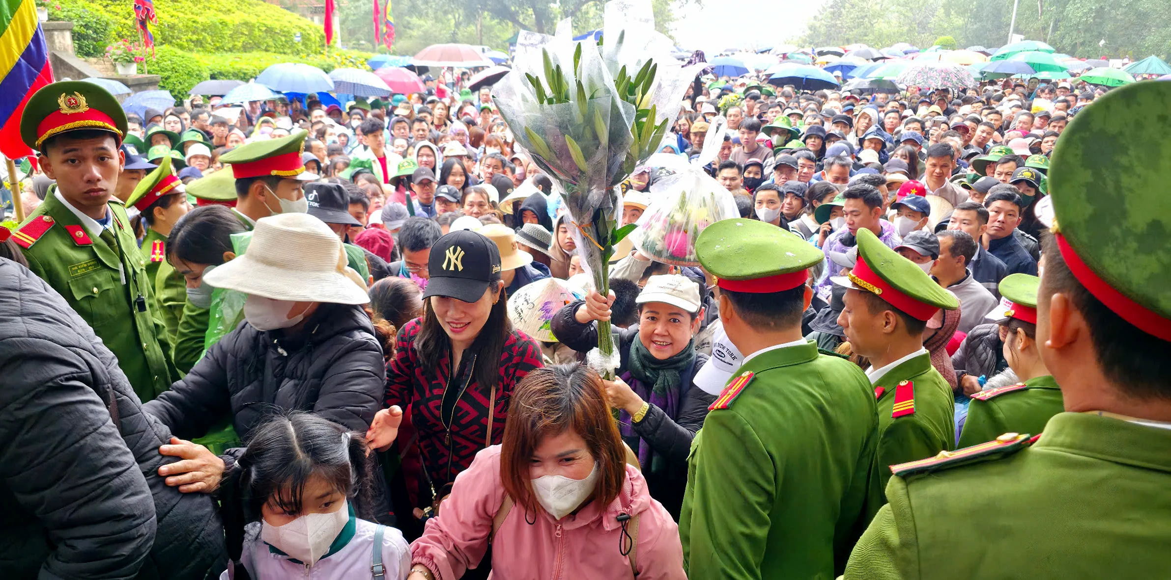 Đền Hùng trước ngày chính lễ