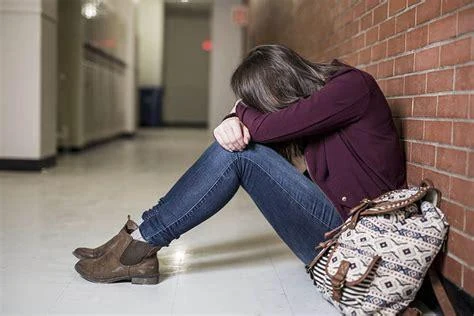 Loại đồ ăn khoái khẩu của sinh viên dễ gây trầm cảm