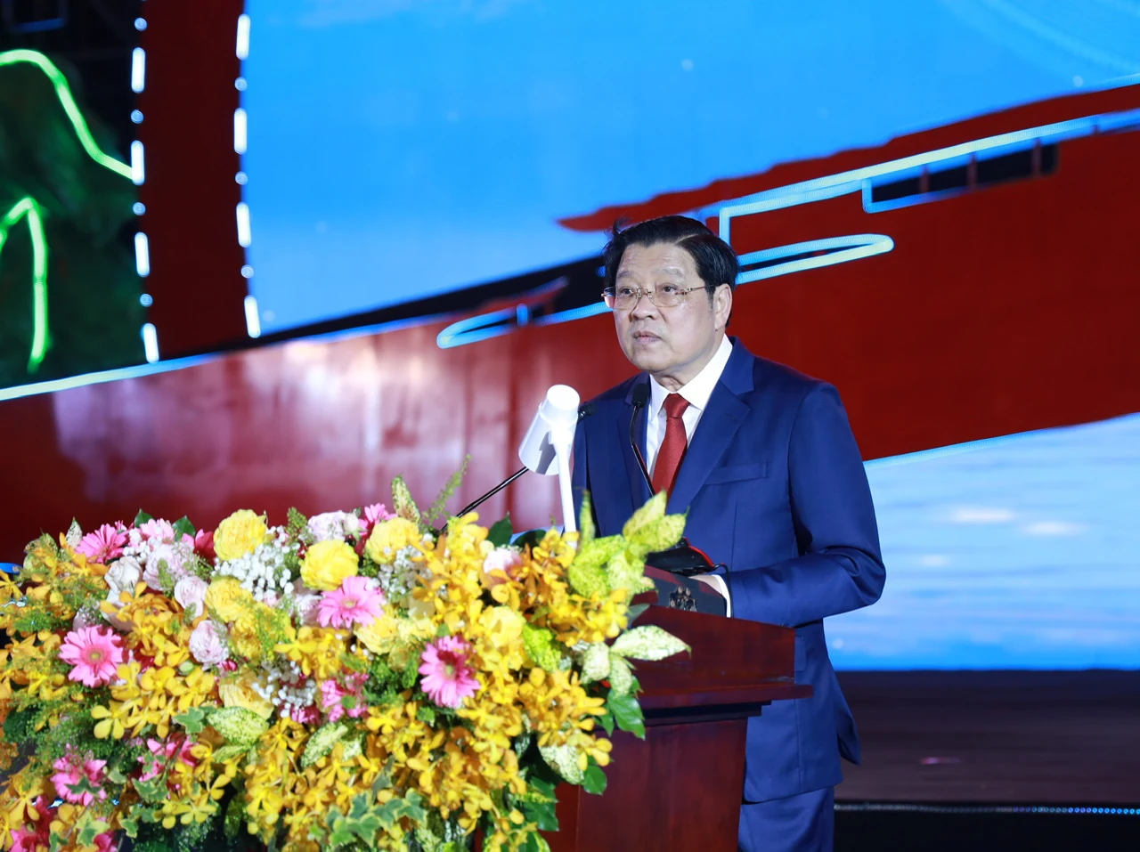 Tự hào quá khứ, vươn mình hội nhập
