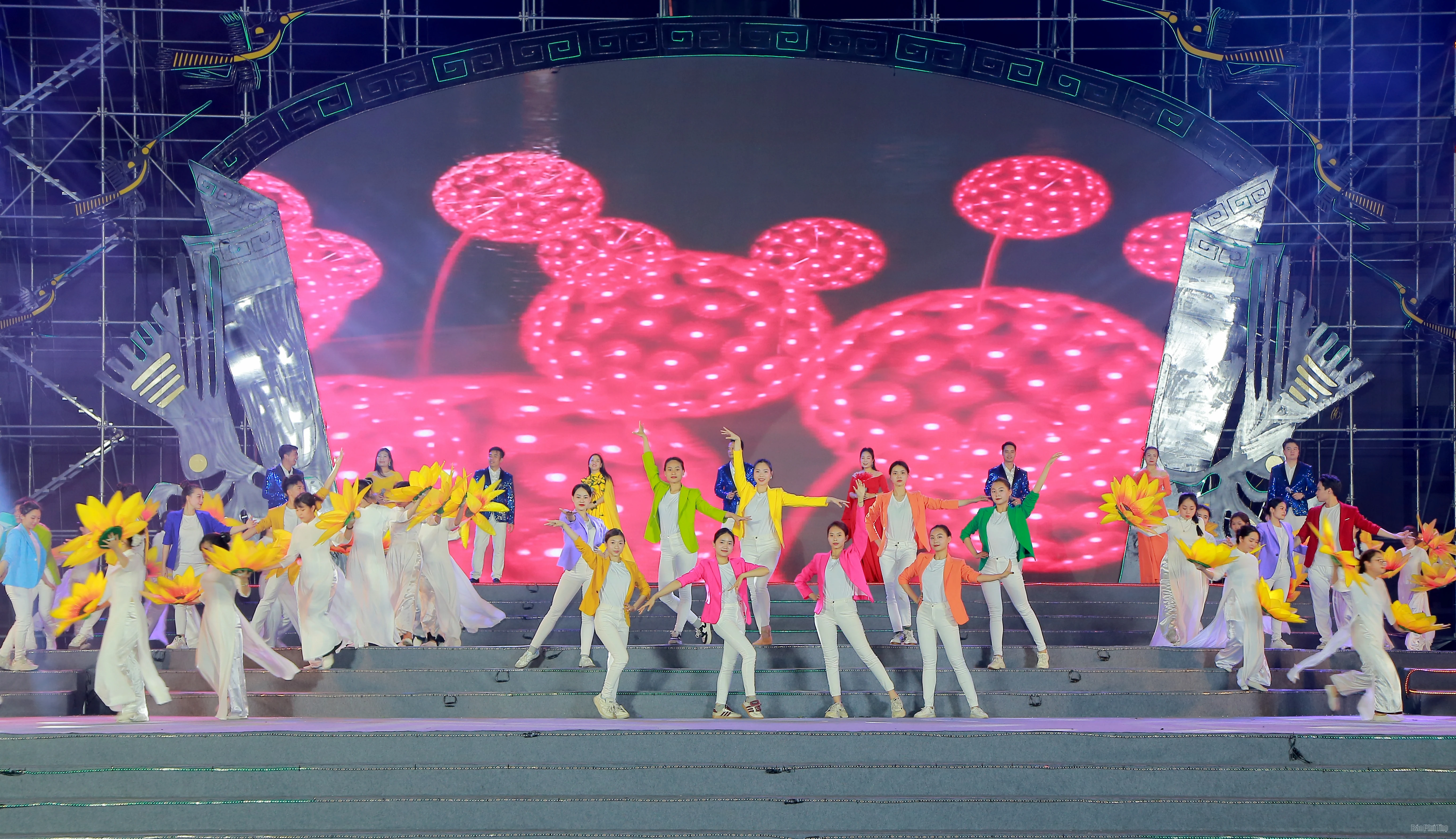 Rehearsal of the Opening Art Program for the Hung Kings Festival and The Fatherland Culture and Tourism Week 2025