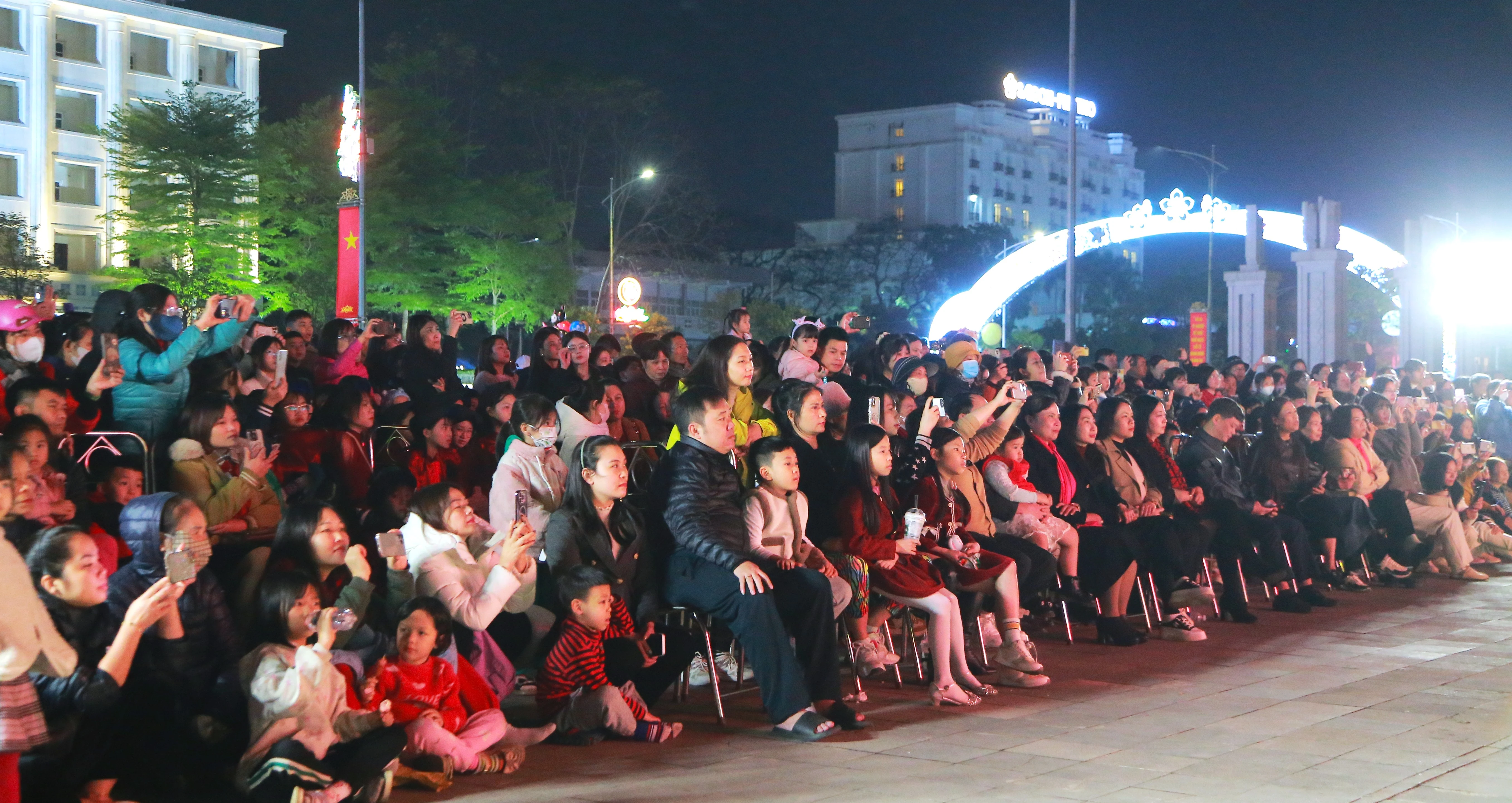 Over 250 students from Viet Tri city participate in the Xoan Singing and Folk Songs Program