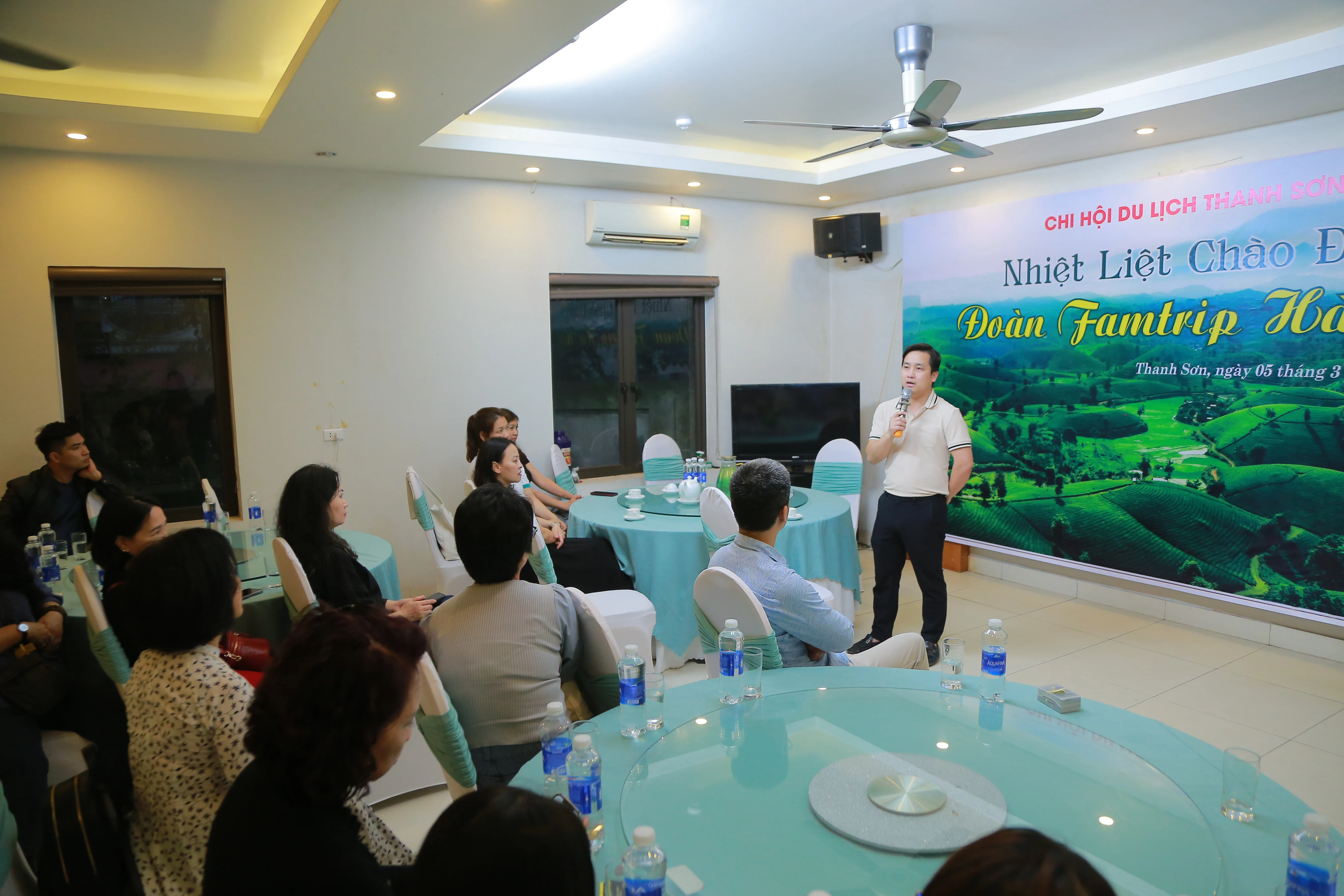 Kích cầu du lịch về miền lễ hội
