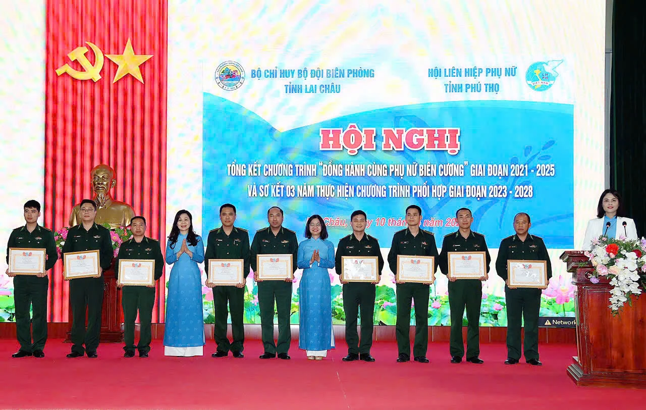 Tổng kết chương trình Đồng hành cùng phụ nữ biên cương