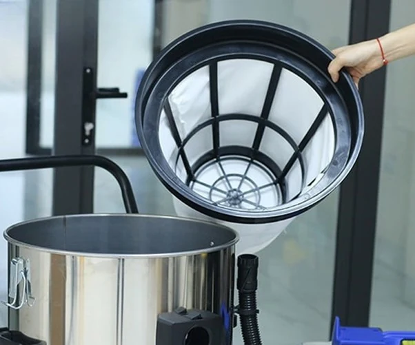 Bí quyết vệ sinh bộ lọc máy hút bụi công nghiệp hiệu quả nhất