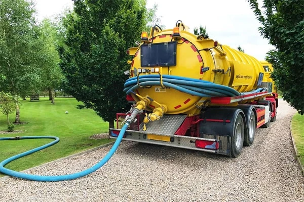 Hút Hầm Cầu TPHCM – Dịch Vụ Chuyên Nghiệp, Nhanh Chóng, Giá Rẻ