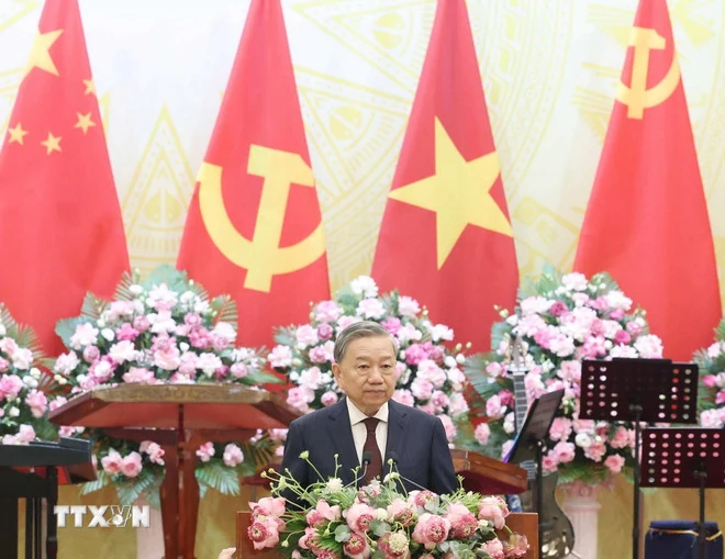 Chiêu đãi trọng thể chào mừng Tổng Bí thư, Chủ tịch nước Trung Quốc Tập Cận Bình