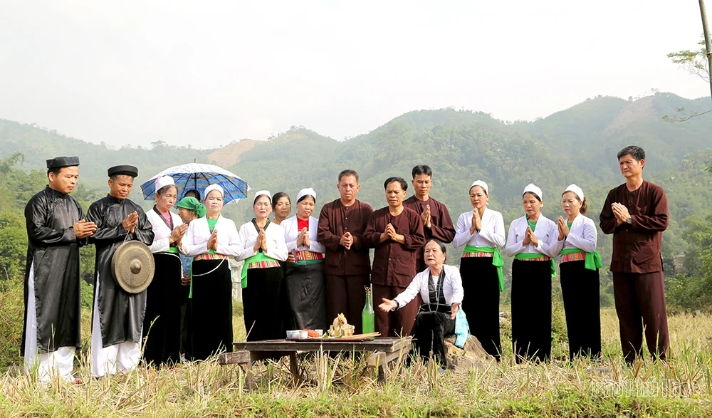 Vẻ đẹp miền sơn cước Tân Sơn