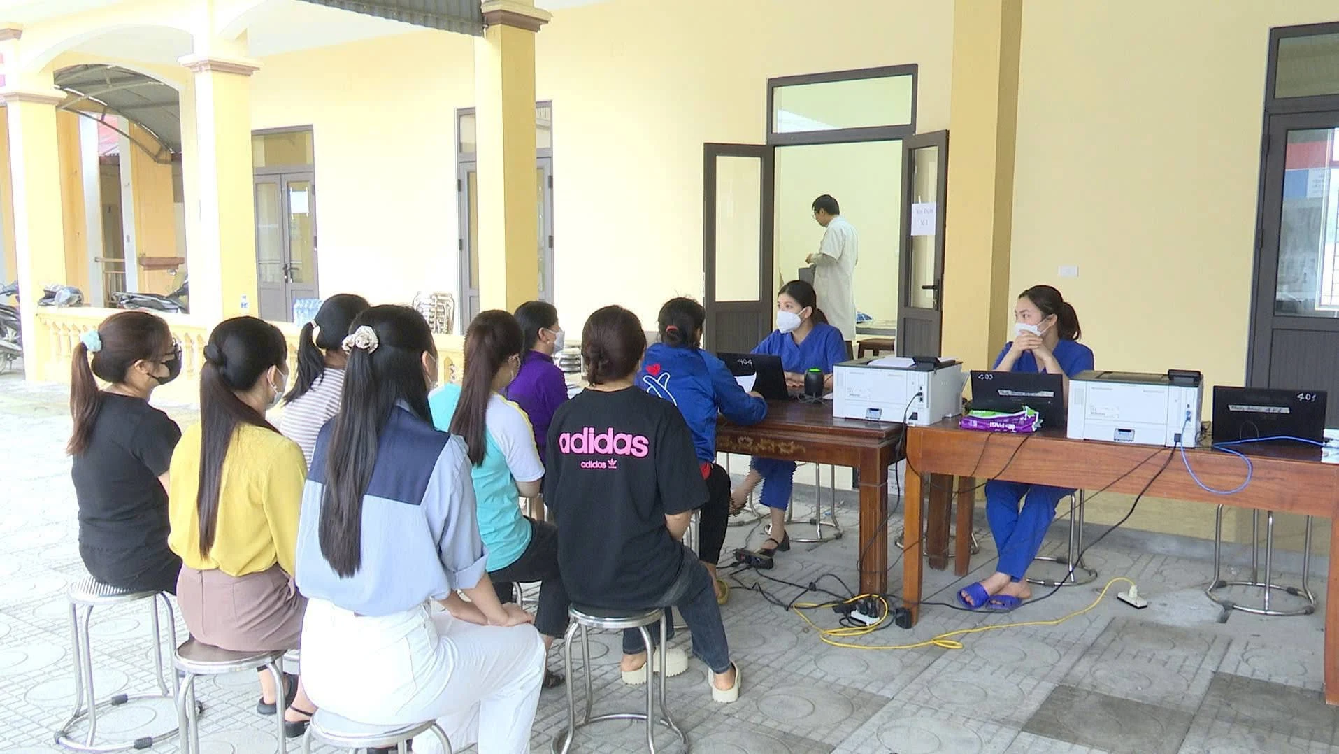 Tăng cường chăm sóc sức khoẻ sinh sản cho phụ nữ