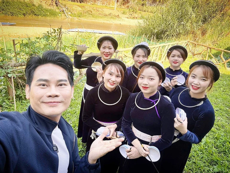 Hồ Ba Bể - Viên ngọc xanh giữa đại ngàn Việt Bắc